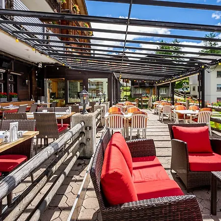 Tenne Hotel 3*